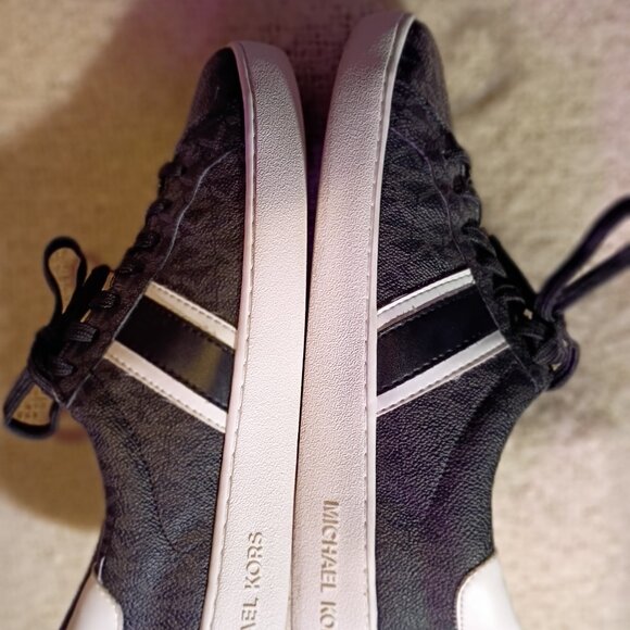 Michael Kors Irving Stripe Lace-Up Black/White Women Size 8, Sneakers - Picture 4 of 12